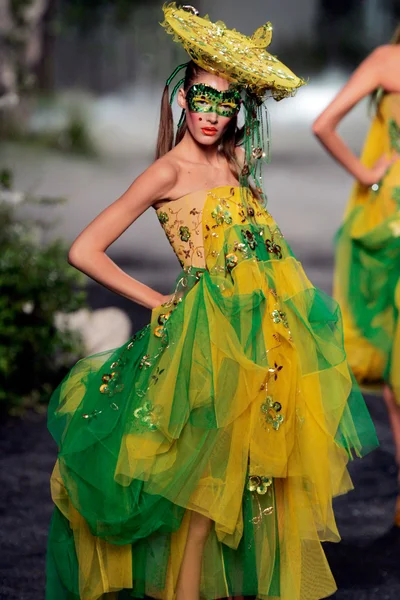 Look 39